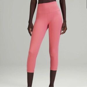 LULULEMON pink crop leggings